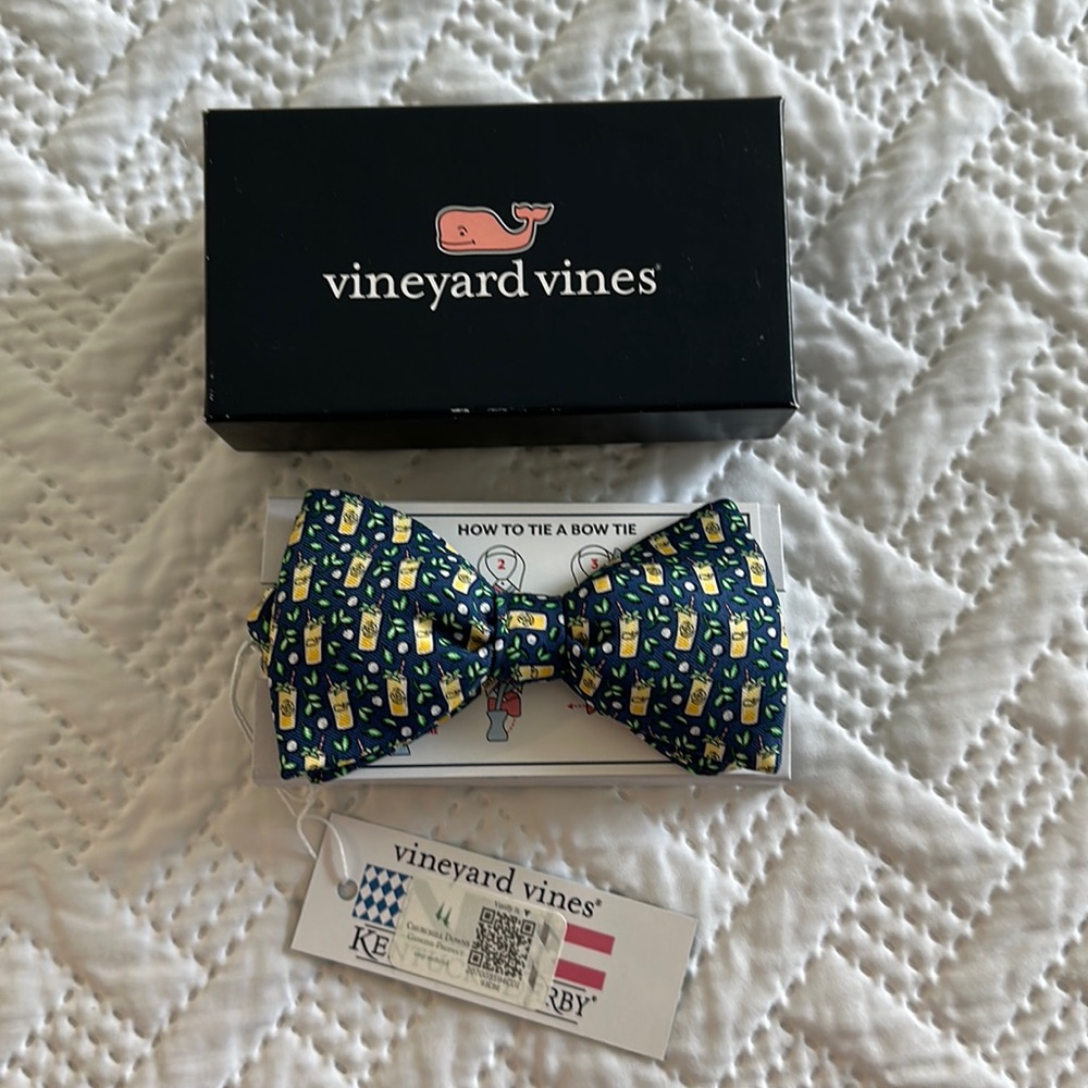 Vineyard Vines Kentucky Derby bow tie
